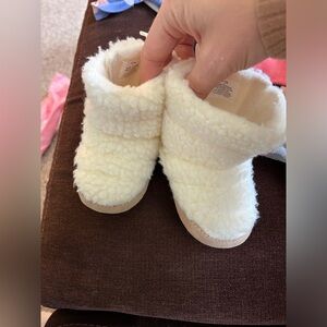 Old Navy baby boots